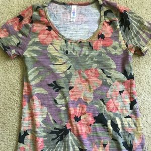 NWOT XXS Lularoe Tropical Flower Print Classic T